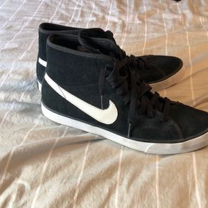 Nike sb black high tops size 9.5